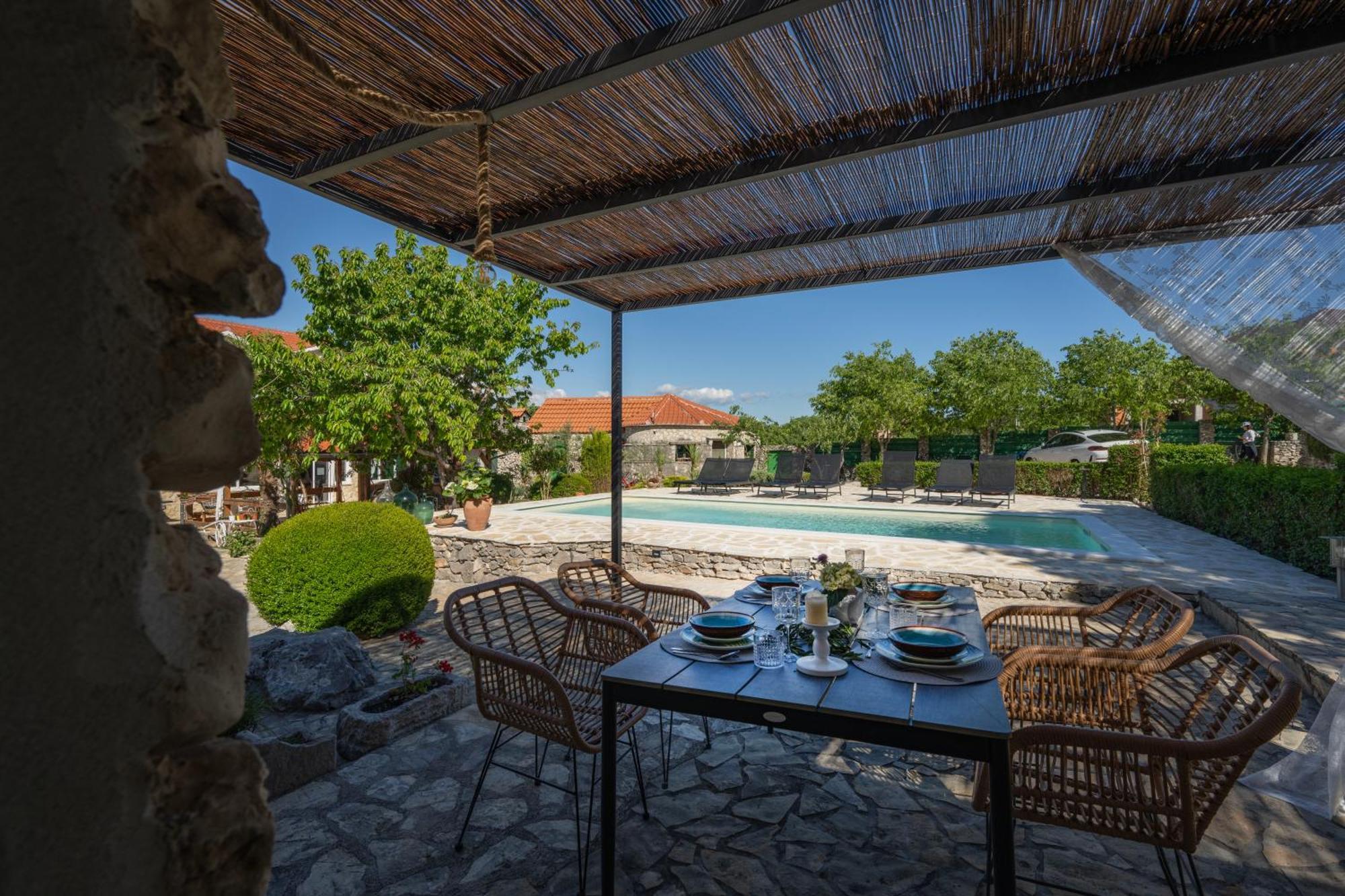 Kalpic Suites & Villa Lozovac Zewnętrze zdjęcie
